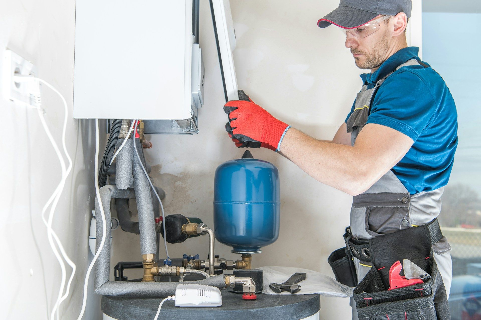 Indoor comfort with HVAC cooling system