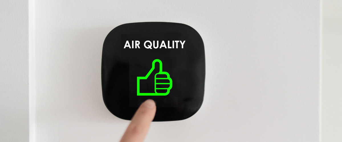 Air quality with a green thumbs up icon